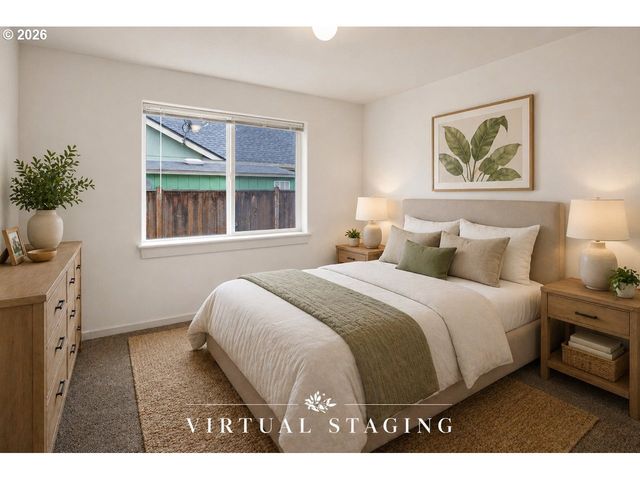 831 GREENWICH Ave, Eugene, OR 97404