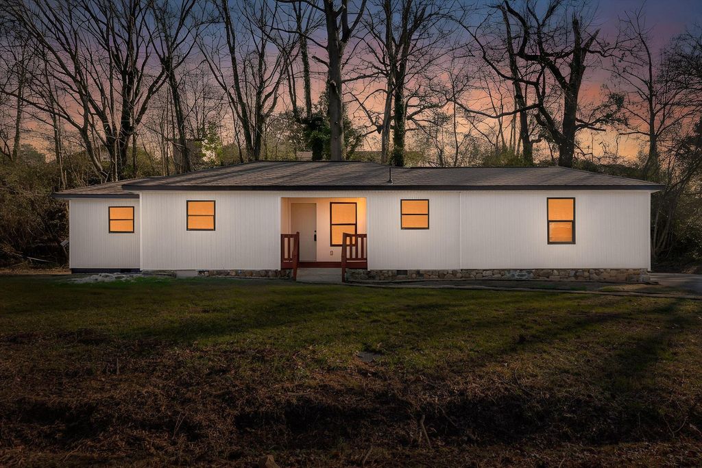 4210 Davis Lane, Chattanooga, TN 37416