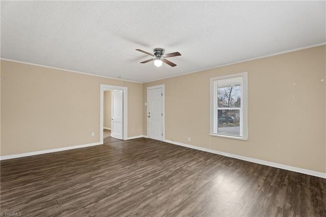 521 E 1st Street, Lexington, NC 27292