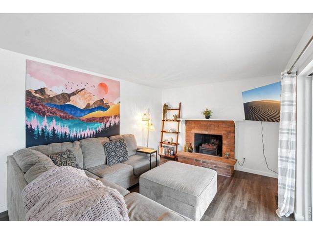 1535 S Terry St, Longmont, CO 80501