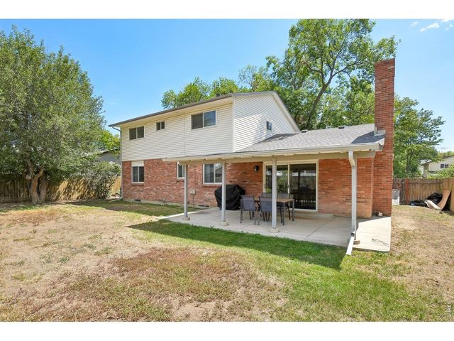 1535 S Terry St, Longmont, CO 80501