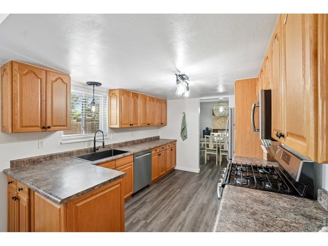 1535 S Terry St, Longmont, CO 80501