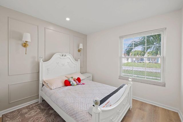 18998 Cloud Lake Circle, Boca Raton, FL 33496