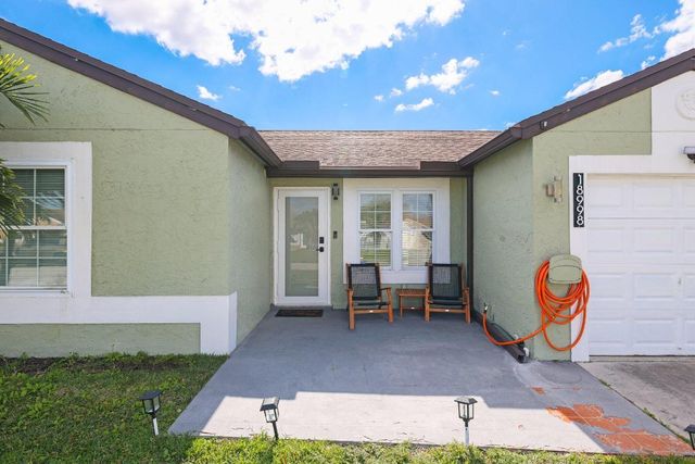 18998 Cloud Lake Circle, Boca Raton, FL 33496