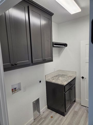 5742 NE Minnow Ln, Elgin, OK 73538