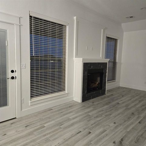 5742 NE Minnow Ln, Elgin, OK 73538