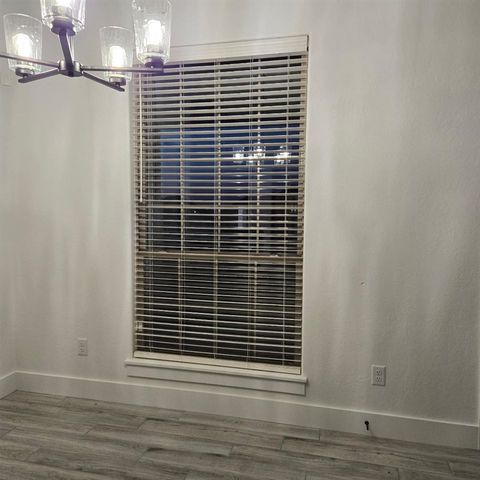 5742 NE Minnow Ln, Elgin, OK 73538