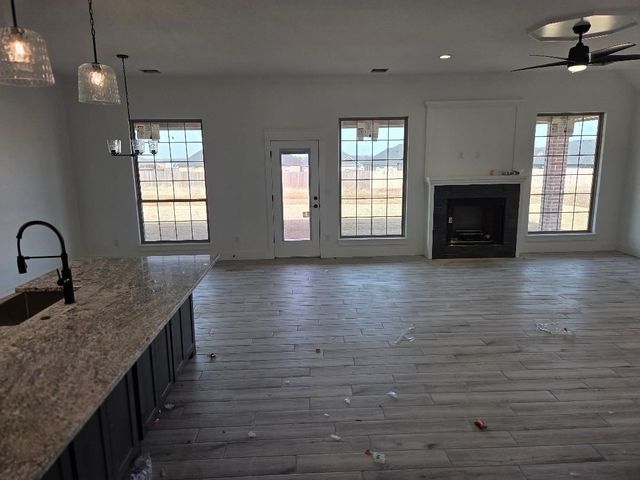 5742 NE Minnow Ln, Elgin, OK 73538