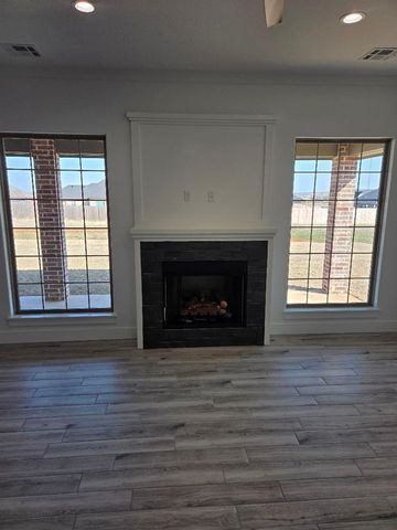 5742 NE Minnow Ln, Elgin, OK 73538