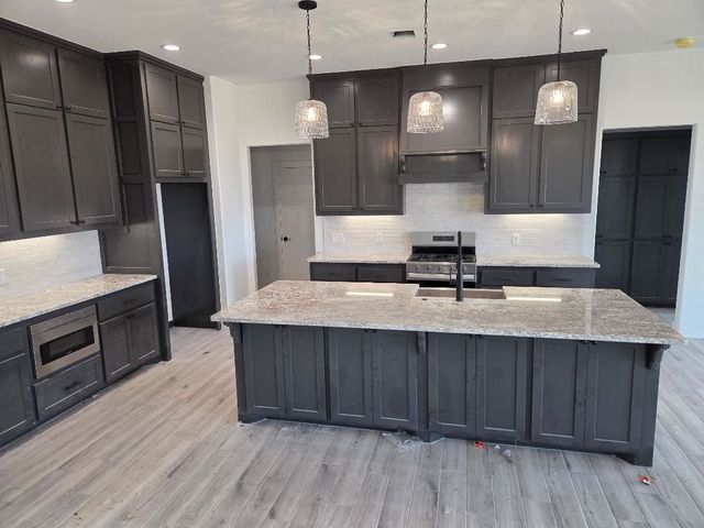 5742 NE Minnow Ln, Elgin, OK 73538