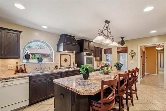 8500 N Arlington Drive, Oklahoma City, OK 73132