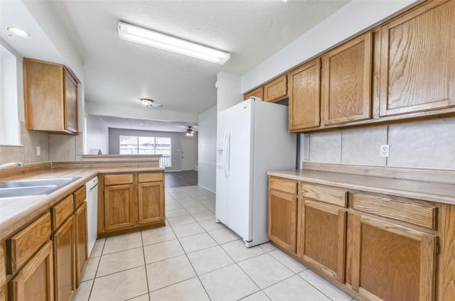 16606 Burlcreek, Houston, TX 77084