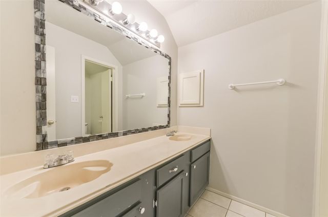 16606 Burlcreek, Houston, TX 77084