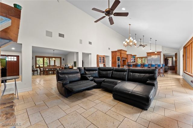 840 Jung BLVD W, Naples, FL 34120