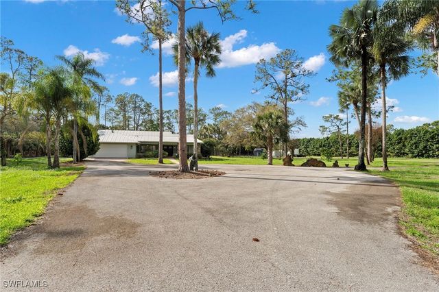 840 Jung BLVD W, Naples, FL 34120