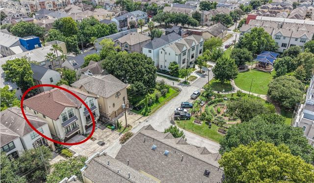 5217 Rose Street A, Houston, TX 77007
