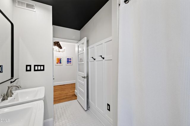 519 E Lane Street, Raleigh, NC 27601