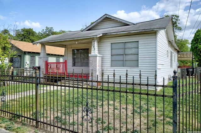 402 Helena St, San Antonio, TX 78204