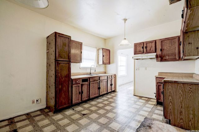 402 Helena St, San Antonio, TX 78204