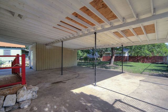 402 Helena St, San Antonio, TX 78204