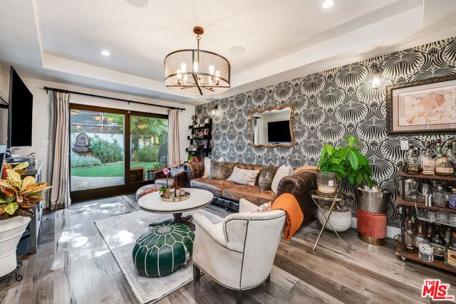 4635 Bellflower Avenue, North Hollywood (los Angeles), CA 91602