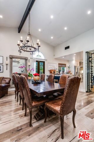 4635 Bellflower Avenue, North Hollywood (los Angeles), CA 91602