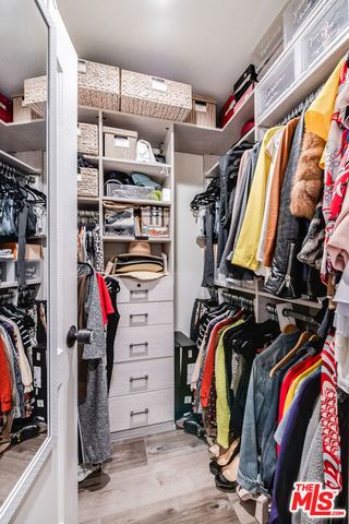 4635 Bellflower Avenue, North Hollywood (los Angeles), CA 91602