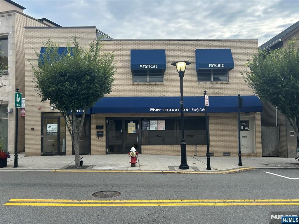 217 Main Street 217 A & 217 C, Fort Lee, NJ 07024