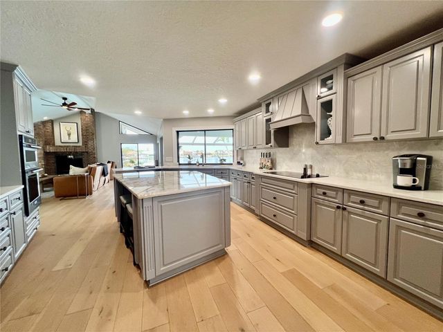 5806 CRUISER WAY, Tampa, FL 33615