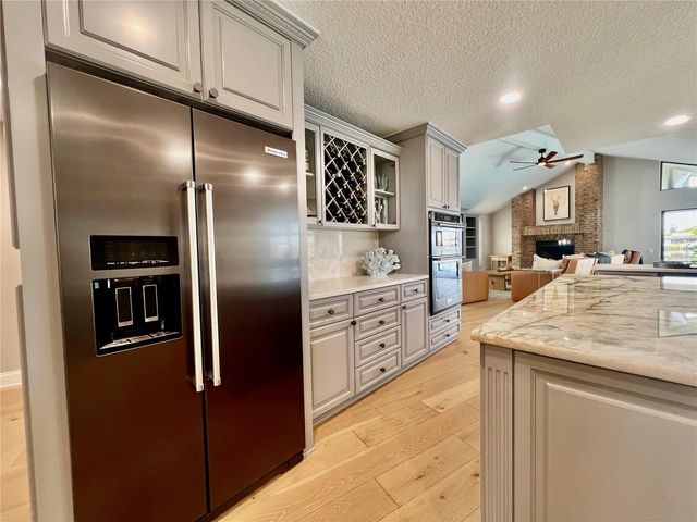 5806 CRUISER WAY, Tampa, FL 33615
