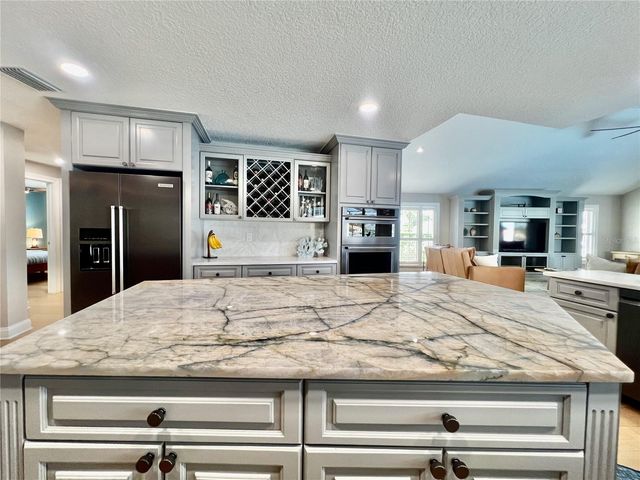 5806 CRUISER WAY, Tampa, FL 33615
