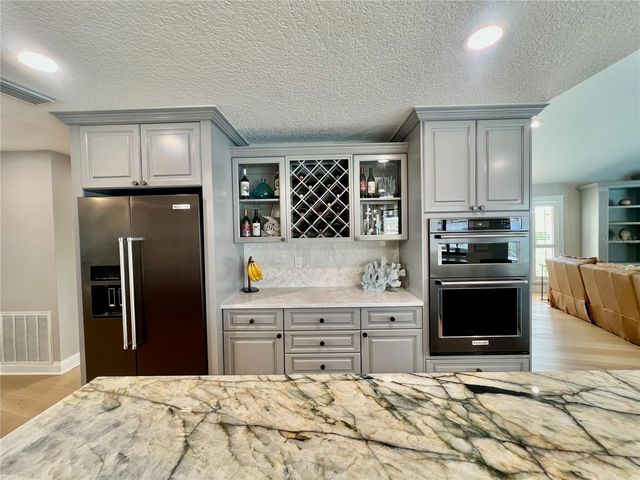 5806 CRUISER WAY, Tampa, FL 33615