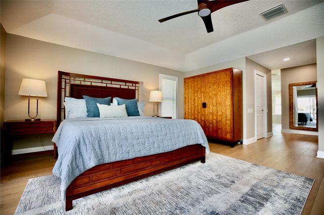 5806 CRUISER WAY, Tampa, FL 33615