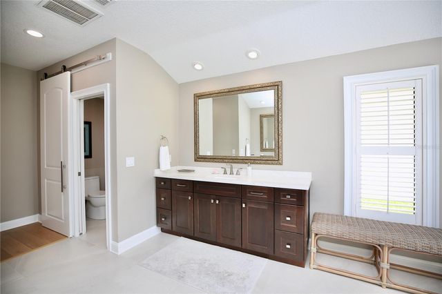 5806 CRUISER WAY, Tampa, FL 33615