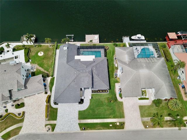 5806 CRUISER WAY, Tampa, FL 33615