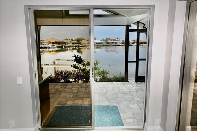 5806 CRUISER WAY, Tampa, FL 33615