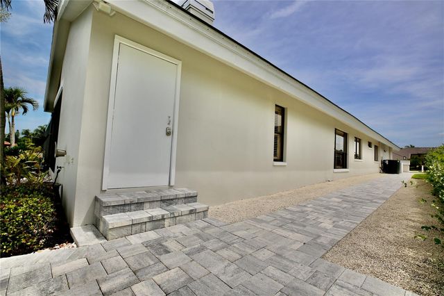 5806 CRUISER WAY, Tampa, FL 33615