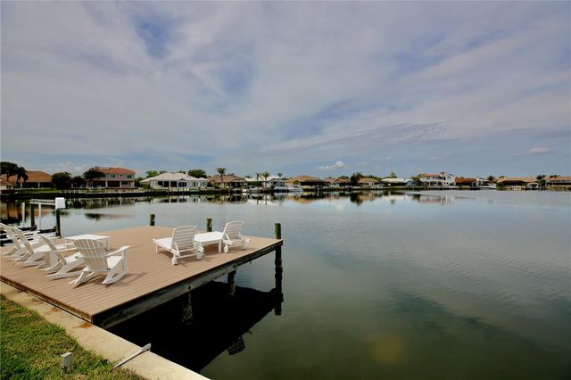 5806 CRUISER WAY, Tampa, FL 33615
