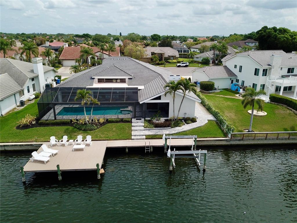 5806 CRUISER WAY, Tampa, FL 33615