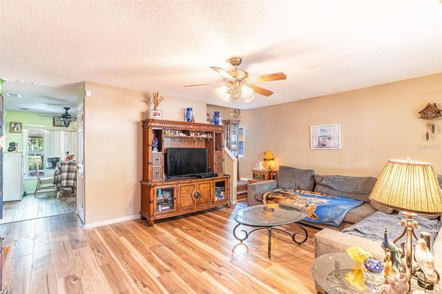 626 CAPE COD CIRCLE, Valrico, FL 33594