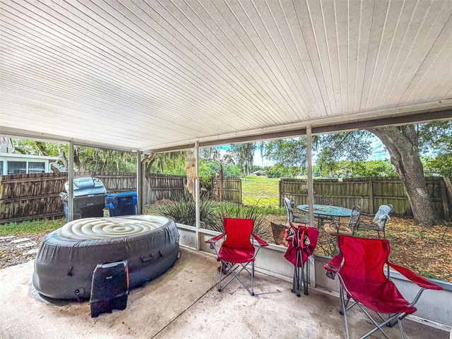 626 CAPE COD CIRCLE, Valrico, FL 33594