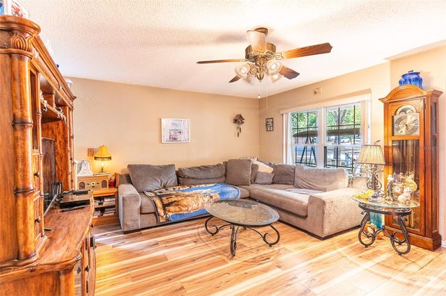 626 CAPE COD CIRCLE, Valrico, FL 33594