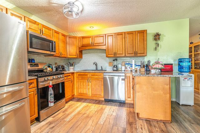 626 CAPE COD CIRCLE, Valrico, FL 33594