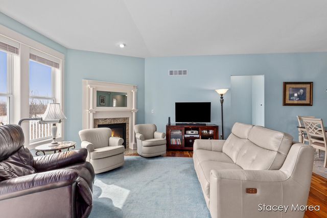 3808 Preserve Drive, Belmont, MI 49306