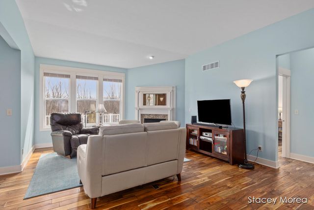3808 Preserve Drive, Belmont, MI 49306