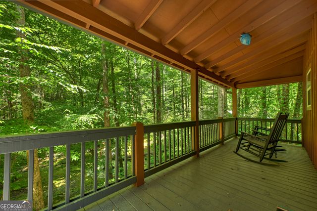 373 Barnes Creek Rd, Ellijay, GA 30540