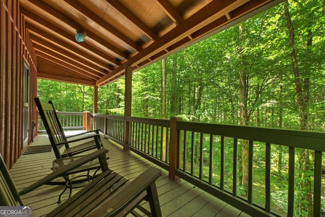 373 Barnes Creek Rd, Ellijay, GA 30540
