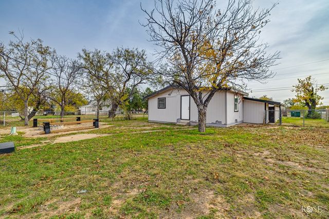 226 W Ave M, San Angelo, TX 76903