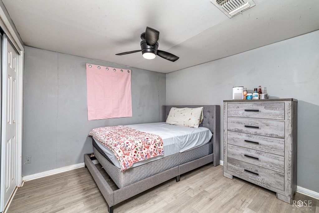 Image 7 of property listing at 226 W Ave M, San Angelo, TX 76903