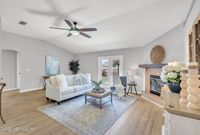 2474 GLENFIELD Drive, Green Cove Springs, FL 32043